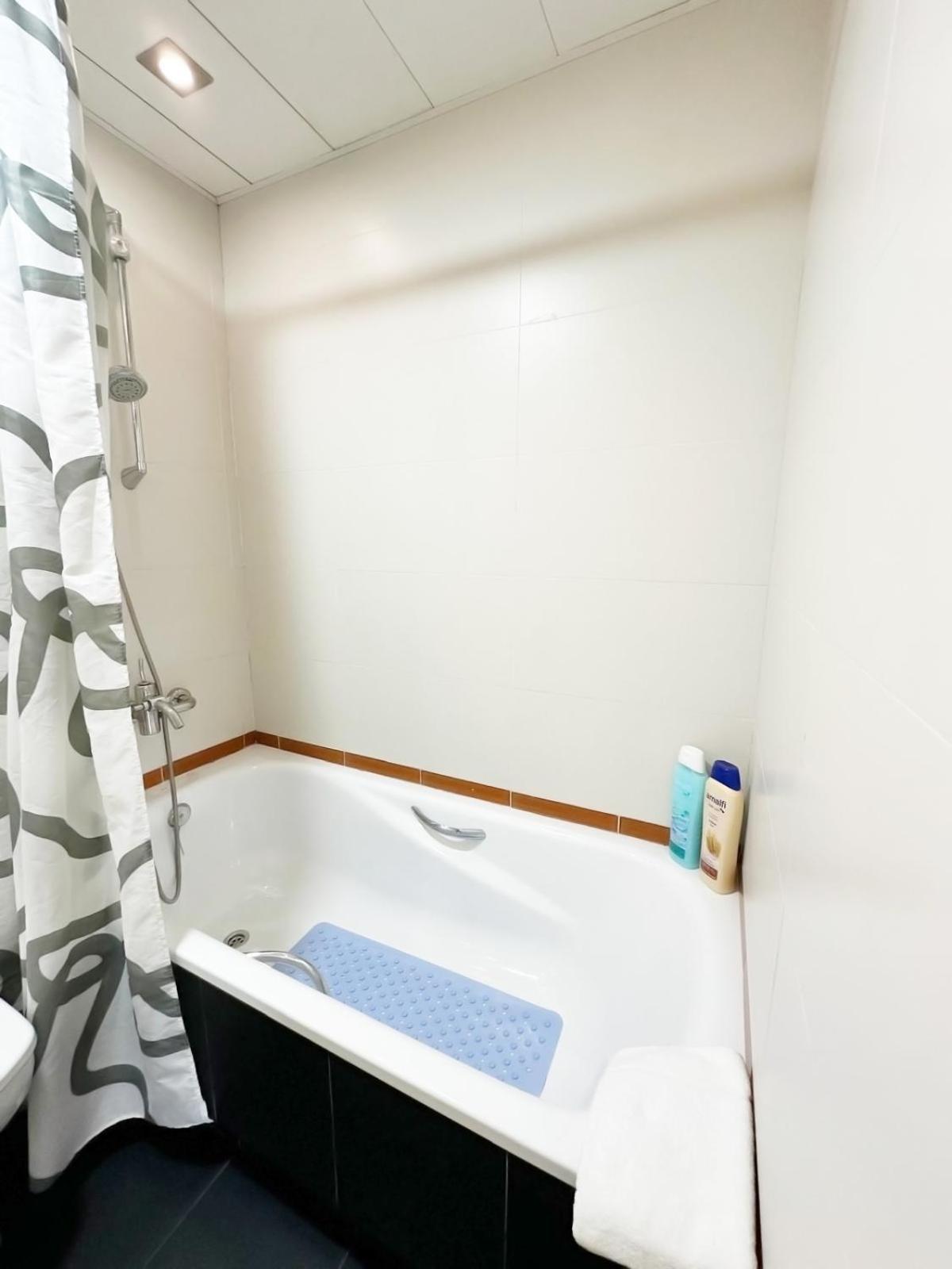 Top Family Forum Barcelona Con Piscina, Parking Y Playa A 5Min サン・アドリア・デ・ベソス エクステリア 写真